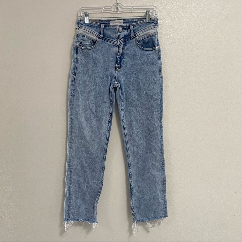 Dear John Jeans Women’s Size 27 Light wash Jodi Straight jeans with frayed hem